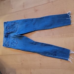 Mother Size 26 The Looker Ankle Fray